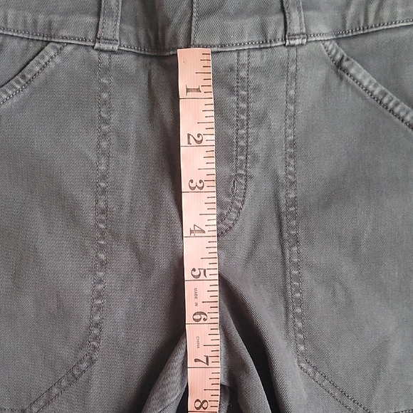 SPANX Charcoal Shorts - Picture 4 of 9